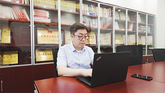 党员先锋|技术探索之路上的初心与坚守