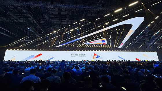 四个奖项！菠菜担保网 - 最权威的全网担保平台信息亮相华为中国合作伙伴大会2025